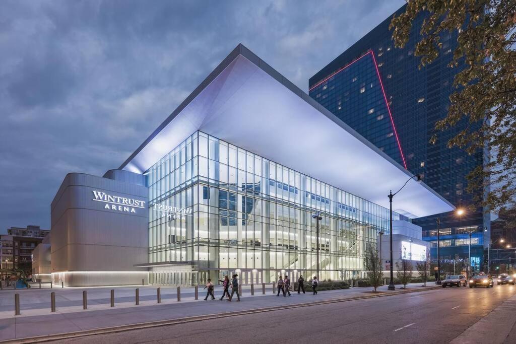 Mccormick Place Beautiful 2Br Apartment With Optional Parking Sleeps Up To 8 Near Soldier Field, Grant Park And Lakefront Trail Σικάγο Εξωτερικό φωτογραφία